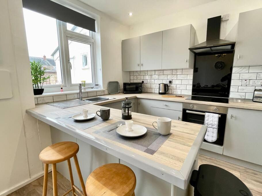 Portsmouth 3 Bedroom Getaway, Sleeps 6 Exterior photo